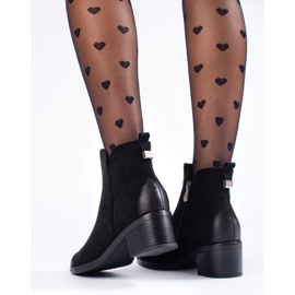 Botas negras de mujer en un poste bajo Vinceza negro 3