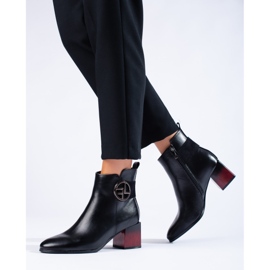 W. Potocki Botas negras de mujer en el puesto de Potocki. negro 2