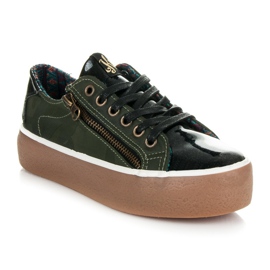 Kylie Deportivas lacadas verde 2