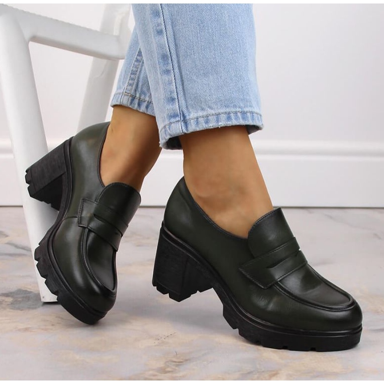 Zapatos en el puesto Potocki W WOL166B verde 1