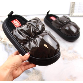 Zapatillas casa insuladas barnizadas negro metalizado Big Star MM274130 5