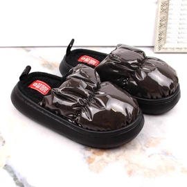Zapatillas casa insuladas barnizadas negro metalizado Big Star MM274130 6