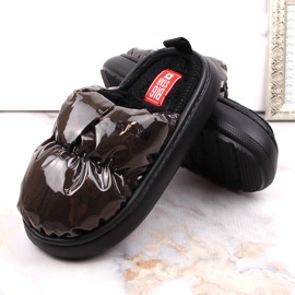 Zapatillas casa insuladas barnizadas negro metalizado Big Star MM274130 7