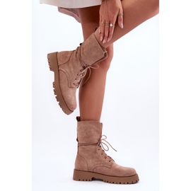 Botas Worker Tacón Plano Ante Beige Jence 3
