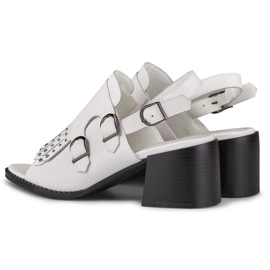 La.Fi Sandalias blancas con tachuelas blanco 9
