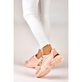 Deportivas de mujer rosas con accesorios dorados rosado 2