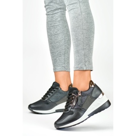 Elegantes deportivas negras con cuña negro 2 Elegantes deportivas negras con cuña negro 2