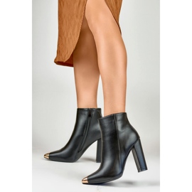 Botas negras de mujer con puntera decorativa negro 2