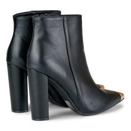 Botas negras de mujer con puntera decorativa negro 1