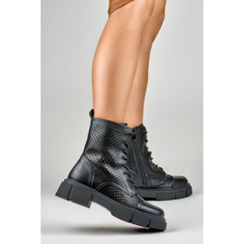 Botines mujer calados negros con cordones 10