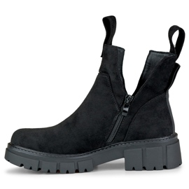 Botas negras de mujer en la plataforma. negro 4