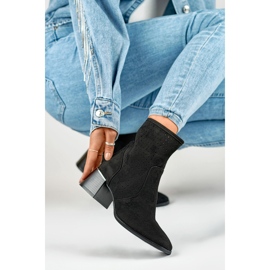 Botas negras caladas de mujer con tacón bajo negro 5