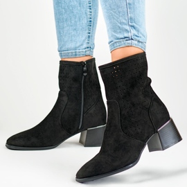 Botas negras caladas de mujer con tacón bajo negro 6