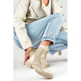 Botas mujer cordones beige calados 5