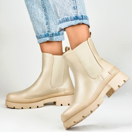 Botas beige de mujer con suela beige 10
