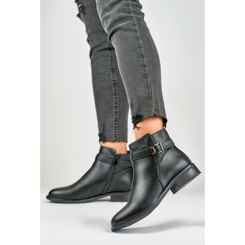 Botas de mujer elegantes negras con suela plana. negro 2 Botas de mujer elegantes negras con suela plana. negro 2