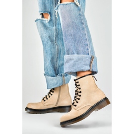 Bota worker anudada ante beige mujer 4