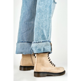 Bota worker anudada ante beige mujer 5