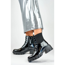 Botas de mujer negras lacadas en el poste. negro 4