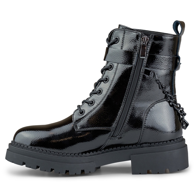 Botas de mujer lacadas en negro con cadena desmontable 1 Botas de mujer lacadas en negro con cadena desmontable 1