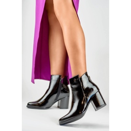Botas lacadas para mujer con corte en la parte superior de Charlotte negro 3