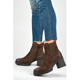 Botas de mujer clásicas de ante Adeline marrón 4