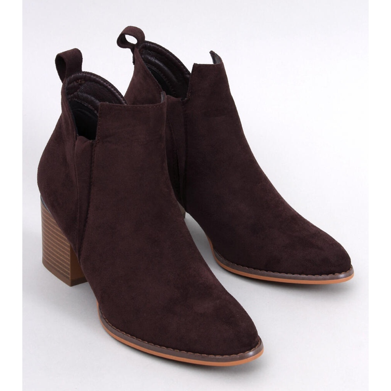Botas de tacón Hallie Brown de ante marrón 1 Botas de tacón Hallie Brown de ante marrón 1