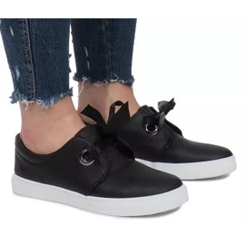 Zapatillas Negras con Lazos Lou negro 4