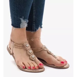 Chanclas champán con sandalias elásticas decoradas ST3107Y dorado 1