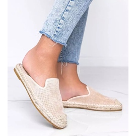 Chanclas beige Kinshasa con parte delantera incorporada 2