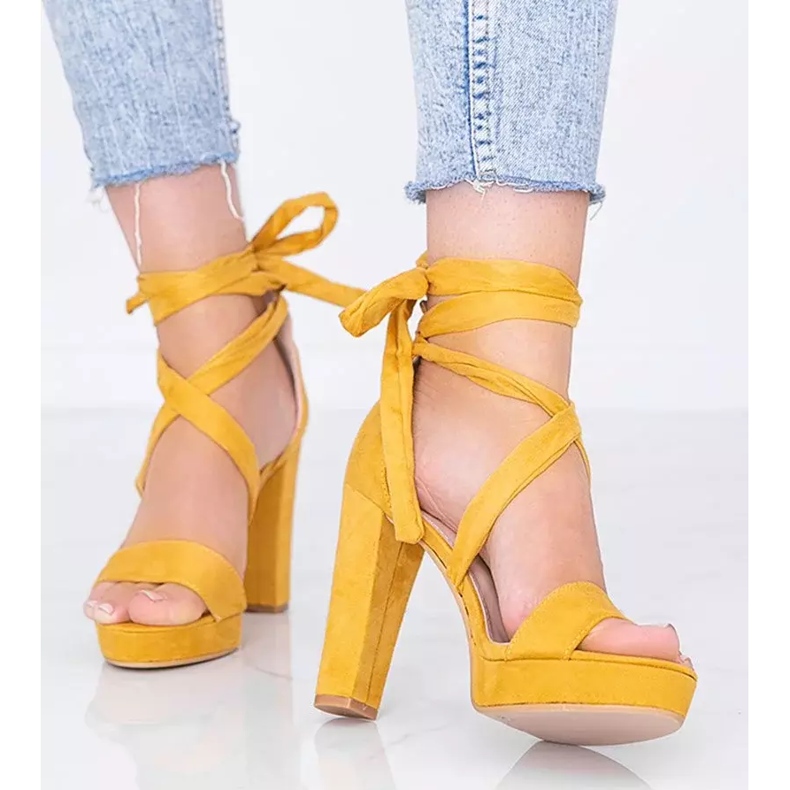 Sandalias mostaza con cordones de Ginny amarillo 2 Sandalias mostaza con cordones de Ginny amarillo 2