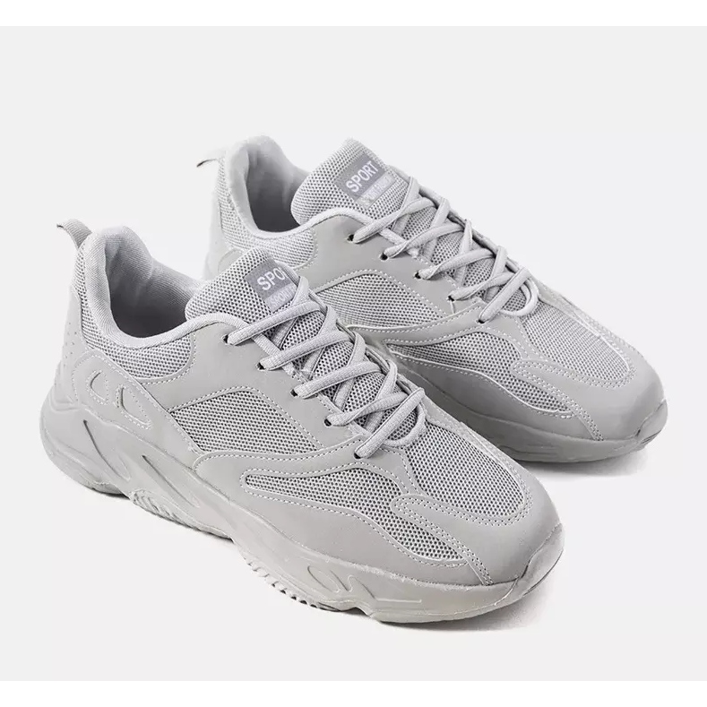 Deportivas grises de Wolvers 1