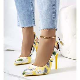 Tacones amarillos con estampado floral Jalisa multicolor 1