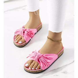 Pantuflas rosa flúor con flecos de mujer rosado 2