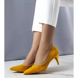 BM Zapatos de tacón amarillos de Coursesi 2