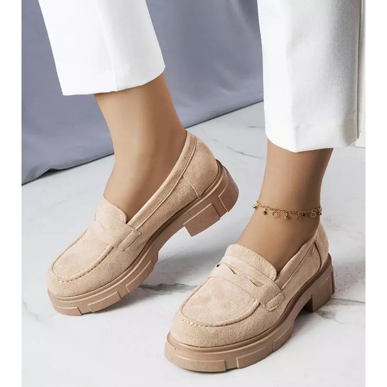 PA1 Zapatos de gamuza ecológica beige de Alacoque 1