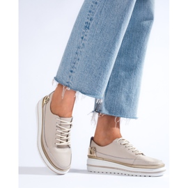 SHELOVET Zapatos de mujer de piel beige con plataforma Shlovet. 3