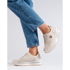 Zapatillas con plataforma en cuero beige de Shelovet 2