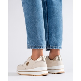 Zapatillas con plataforma en cuero beige de Shelovet 3