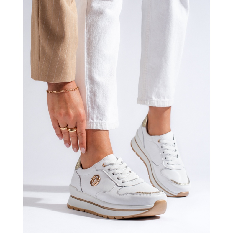 Zapatillas deportivas con plataforma en piel blancas de Shelovet blanco 1