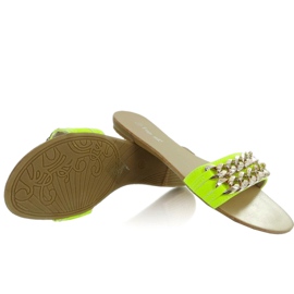 Pantuflas con cadena de oro MB-6272 amarillo-fluo dorado 1 Pantuflas con cadena de oro MB-6272 amarillo-fluo dorado 1