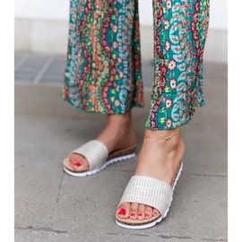Chanclas doradas con purpurina de Issiglio dorado 1