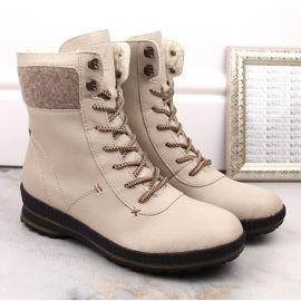 Botas de mujer cómodas de piel con aislamiento beige Rieker Z2405-60 2