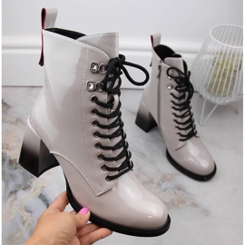 Botas de mujer lacadas con tacón D&A S.Barski Colección Premium MR870-06 gris 1 Botas de mujer lacadas con tacón D&A S.Barski Colección Premium MR870-06 gris 1