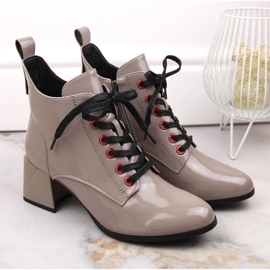 Botas de mujer lacadas color topo D&amp;A S.Barski Premium Collection MR870-66 beige 2