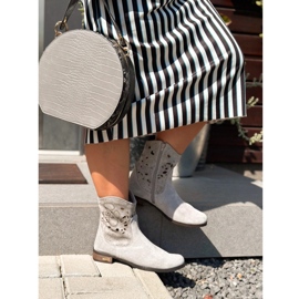 Olivier Botas cómodas Jess caladas gris claro 6