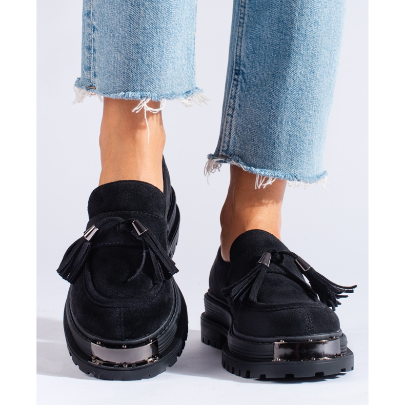 Mocasines con borlas de ante negros de Shelovet 1