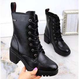 Botas negras con cordones Vinceza en el poste negro 7