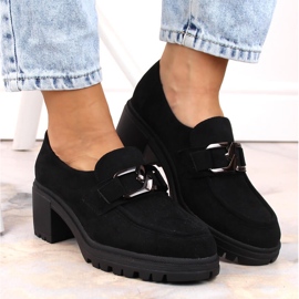 Zapatos de salón ante negro con cadena Vinceza 10921 1