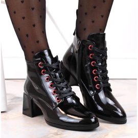 Botas de mujer lacadas en negro D&amp;A S.Barski Premium Collection MR870-66 5
